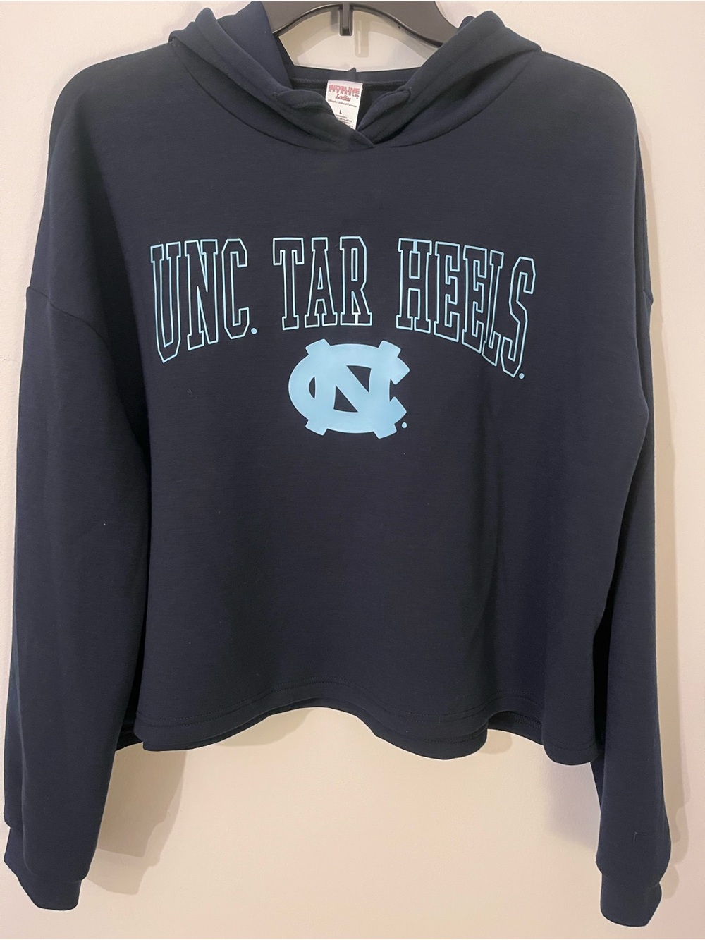 UNC Tar Heels Navy Cropped Hoodie with Carolina Blue Logo Sz L